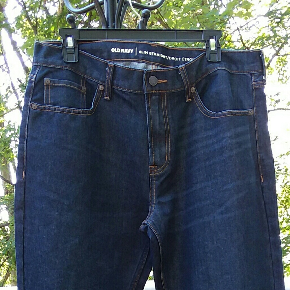 Old Navy Women's Slim Straight Jeans SIZE: 34 × 34